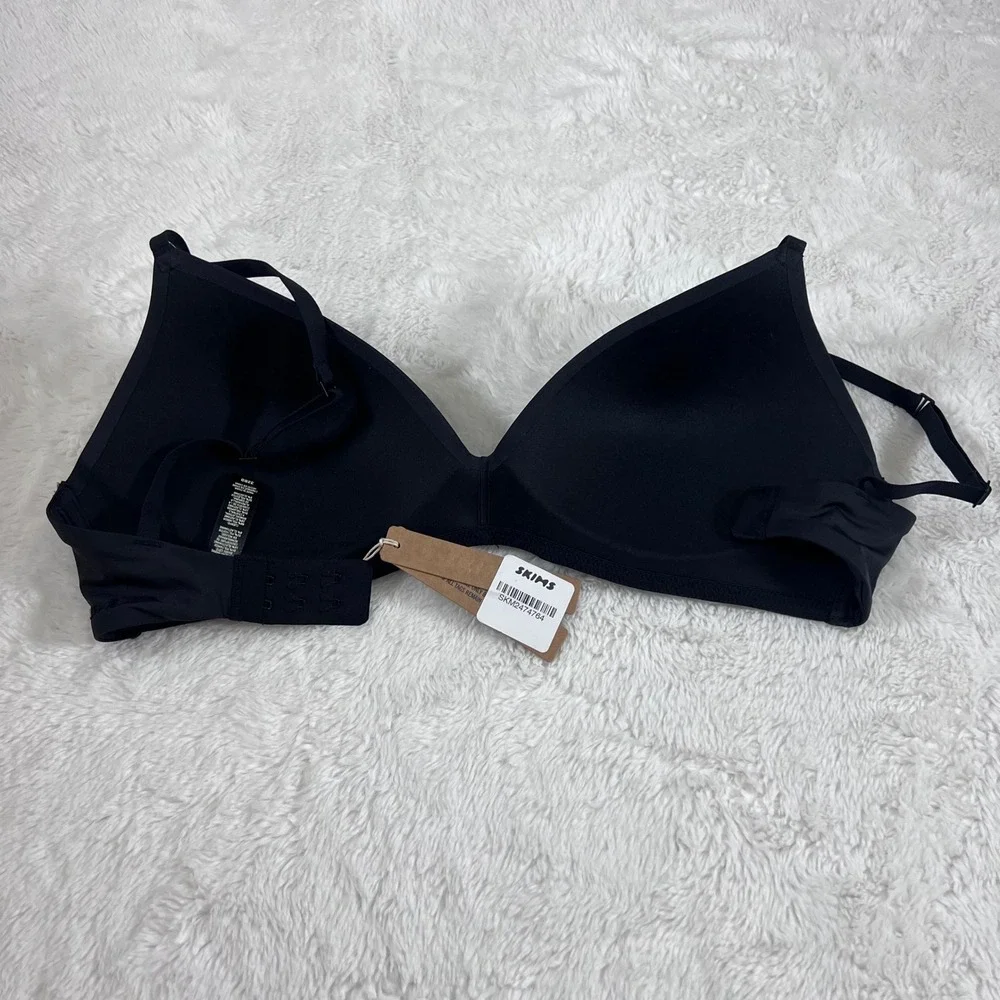 SKIMS Women's Wireless Form T-Shirt Bra Onyx Black BR-WRL-1889‎ Size 32DD NEW - Picture 5 of 12